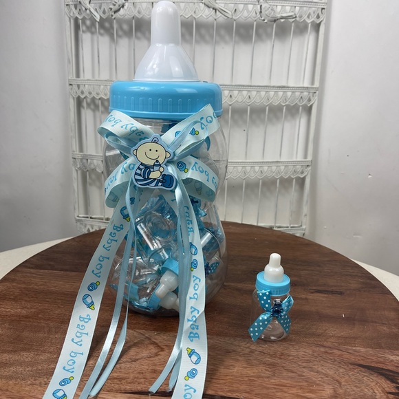 Blue Baby Bottle Party Favor Set(1 big bott  and 16 sma). - Picture 1 of 6